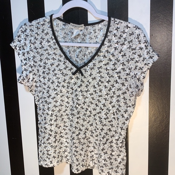 Vintage Notations Black and White Bow Print Lace Women's Top Medium Petite - Picture 6 of 7